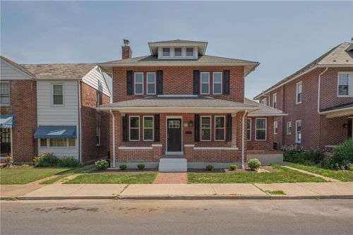 309 N 2nd St, Emmaus, PA, 18049-2619 | Card Image