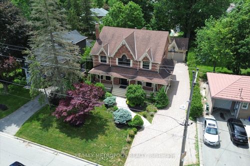 42 Peter St, Markham, ON, L3P2A6 | Card Image