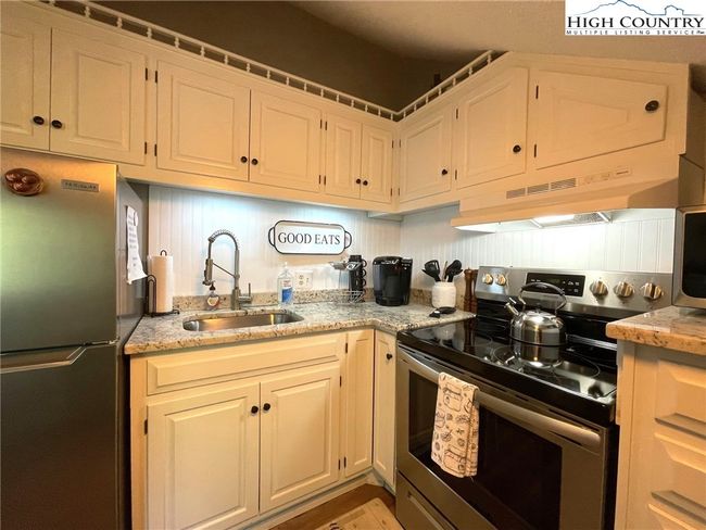 J-50 - 165 Briarcliff Rd, Condo with 1 bedrooms, 1 bathrooms and null parking in Beech Mountain NC | Image 20