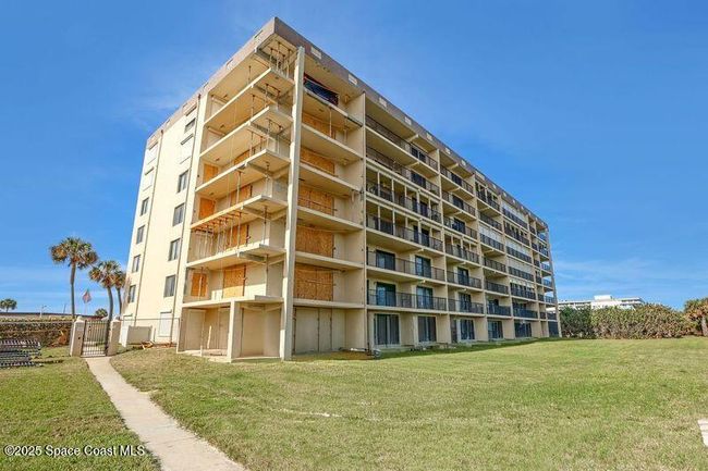 403 - 3170 N Atlantic Ave, Condo with 3 bedrooms, 2 bathrooms and null parking in Cocoa Beach FL | Image 39