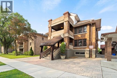 9-269 Randolph Place, Windsor, ON, N9B2T2 | Card Image