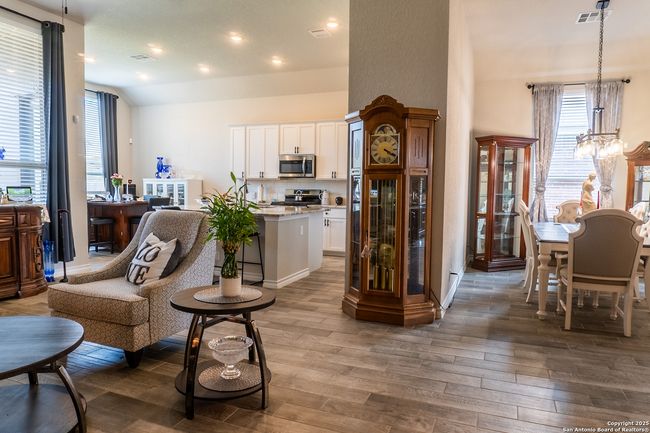 10242 Nate Range, House other with 4 bedrooms, 3 bathrooms and null parking in San Antonio TX | Image 4