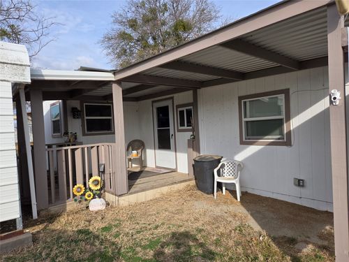 242 Treasure Bch, Comanche, TX, 76442-5627 | Card Image