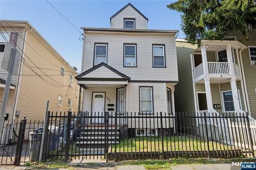 172 Godwin Avenue, Paterson, NJ, 07501 | Card Image