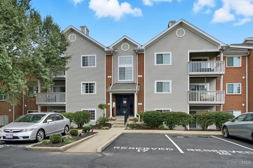 7392 Ridgepoint Dr, Anderson Twp, OH, 45230-4402 | Card Image