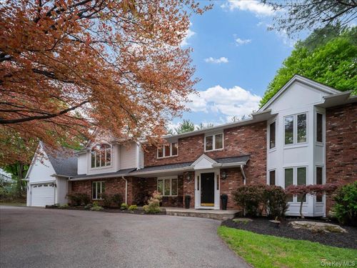 10 Rockingham Rd, Spring Valley, NY, 10977-1114 | Card Image