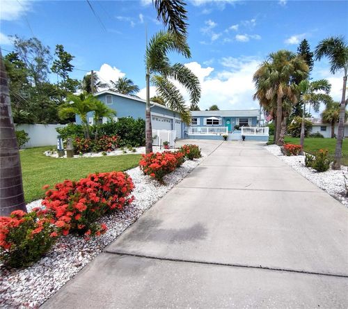 15817 Redington Dr, REDINGTON BEACH, FL, 33708-1743 | Card Image