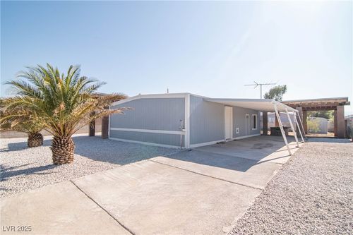 3485 Cactus Springs Dr, Las Vegas, NV, 89115-2747 | Card Image
