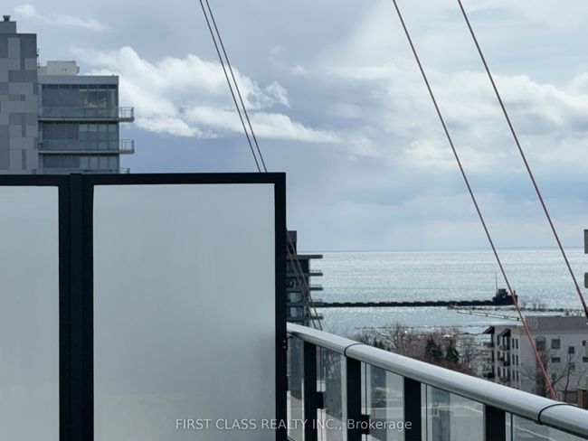 909 - 28 Ann St, Condo with 1 bedrooms, 1 bathrooms and 1 parking in Mississauga ON | Image 7