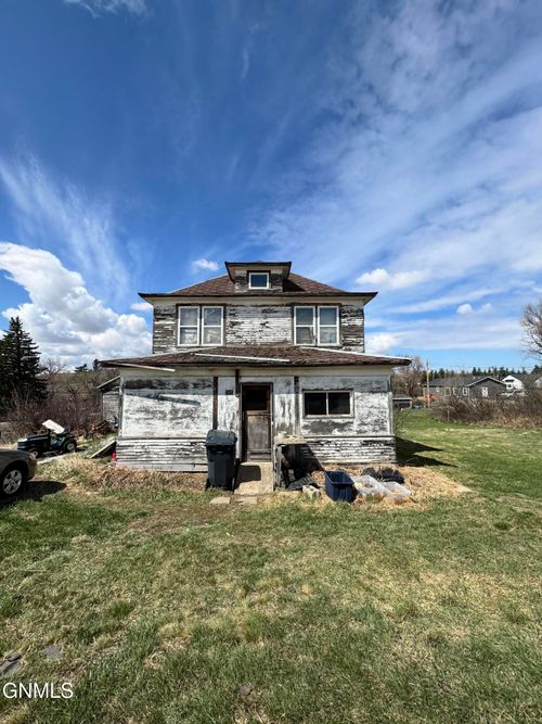312 Elk Street, Alexander, ND, 58831 | Card Image