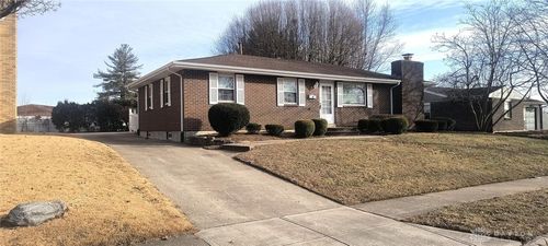 1715 Sioux Dr, Xenia, OH, 45385-4240 | Card Image