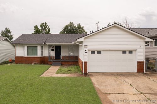 5754 E 24th Pl, Tulsa, OK, 74114-3814 | Card Image