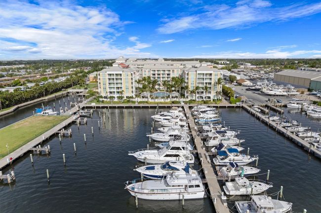 APT-217 - 802 W Windward Way, Condo with 3 bedrooms, 2 bathrooms and null parking in Lantana FL | Image 39
