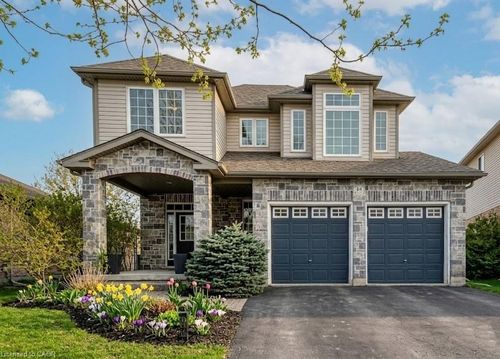 14 La Salle St, Breslau, ON, N0B1M0 | Card Image