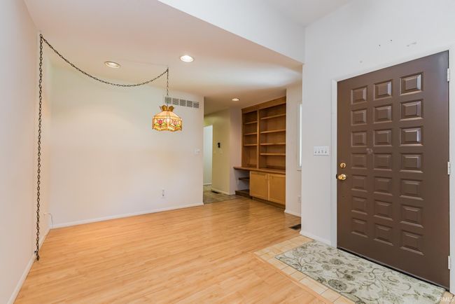UNIT-10 - 3400 W Riggin Rd, Condo with 2 bedrooms, 2 bathrooms and null parking in Muncie IN | Image 12