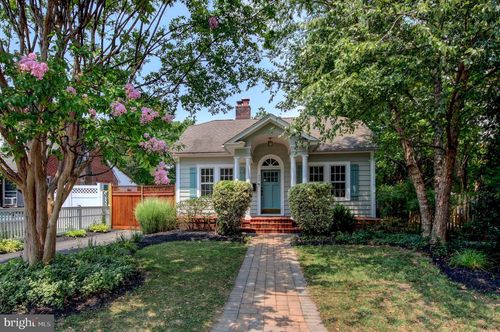 3527 6th St S, ARLINGTON, VA, 22204-1615 | Card Image