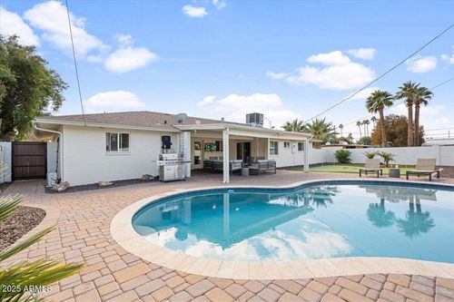 8102 E Mulberry St, Scottsdale, AZ, 85251-5871 | Card Image