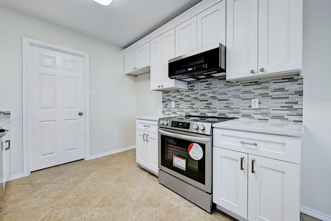 12908 Thomas Jefferson St, House other with 3 bedrooms, 3 bathrooms and null parking in Manor TX | Image 12