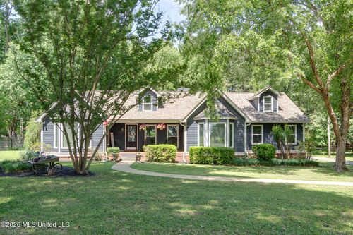 993 Quinn Rd, Byhalia, MS, 38611-9090 | Card Image