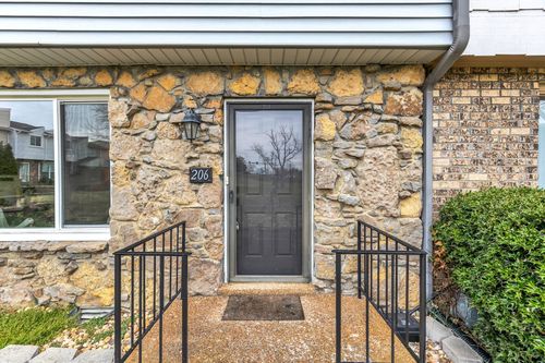 206 Flowerwood Ct, Brentwood, TN, 37027-7928 | Card Image
