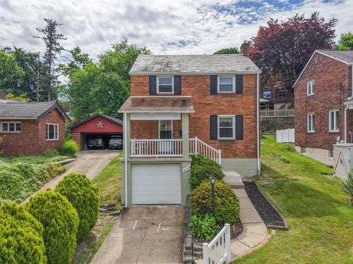 4123 Edge Rd, Brentwood, PA, 15227-3301 | Card Image