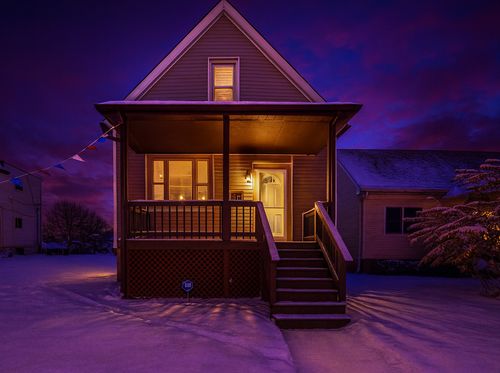 30 Washington Ave, La Grange, IL, 60525-2544 | Card Image