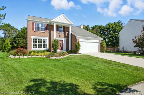 44322 Vassar St, Canton, MI, 48188-1034 | Card Image