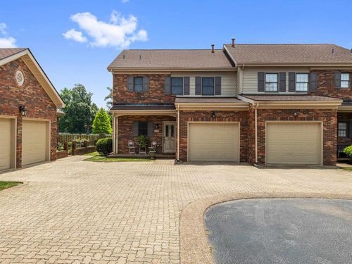 738 Live Oak Pl, Owensboro, KY, 42303-8814 | Card Image