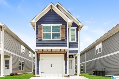 200 Creek Run Way, CALERA, AL, 35040-7806 | Card Image