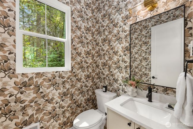 12837 Ne 91 St St, House other with 2 bedrooms, 3 bathrooms and null parking in Kirkland WA | Image 20