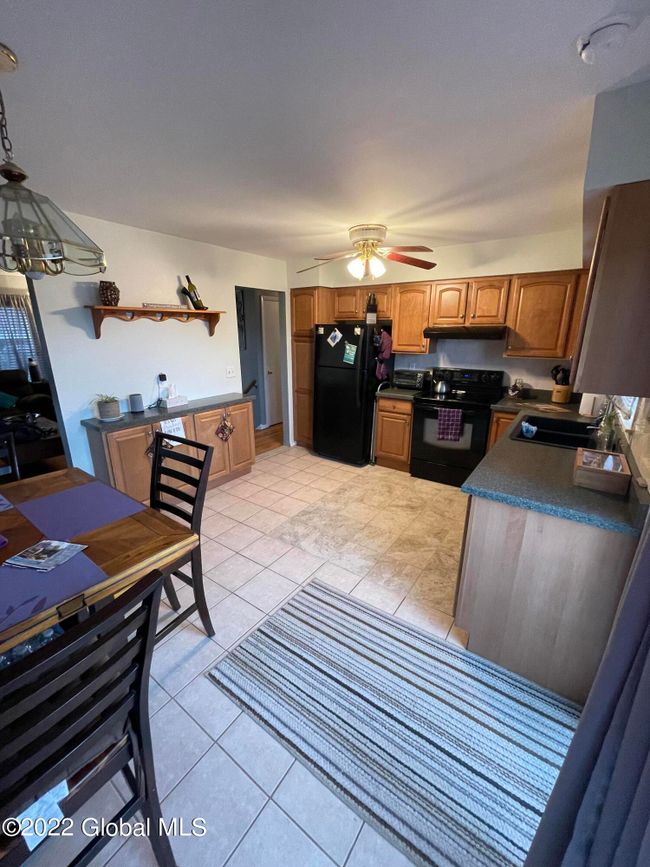 18 Tallmadge Avenue, Sold in Albany Zoocasa