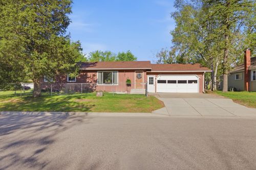 605 10th Ave Ne, Brainerd, MN, 56401-2845 | Card Image