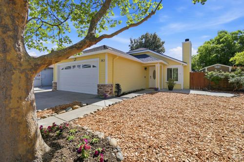 804 Sapphire Circle, Vacaville, CA, 95687 | Card Image