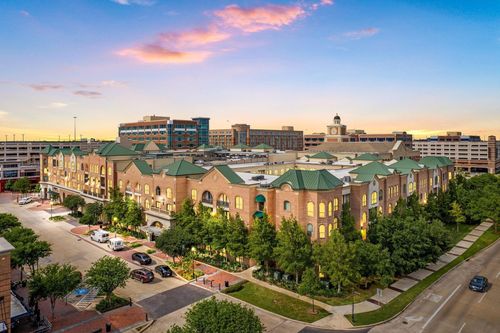 apt-405-2299 Lone Star Dr, Sugar Land, TX, 77479-1294 | Card Image