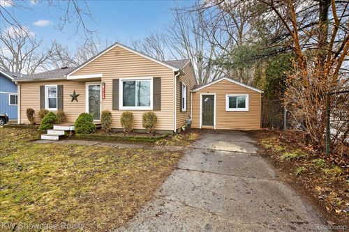 901 N Hix Rd, Westland, MI, 48185-8804 | Card Image