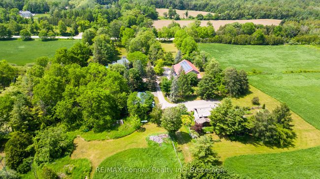 13233 5 Th Line, Home with 4 bedrooms, 5 bathrooms and 20 parking in Rockwood ON | Image 45