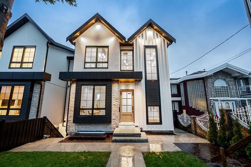 2-8667 Armstrong Avenue, Burnaby, BC, V3N2H4 | Card Image