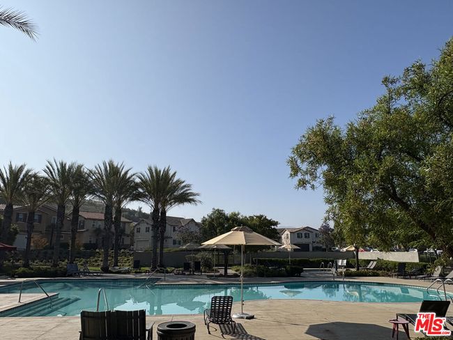 20650 Huntley Way, Condo with 4 bedrooms, 3 bathrooms and 4 parking in Santa Clarita CA | Image 19