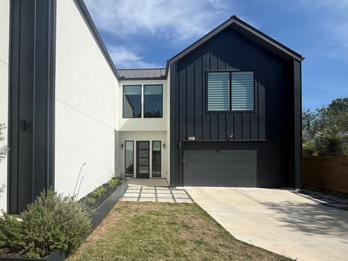 3205 Dolphin Dr, Austin, TX, 78704-6026 | Card Image