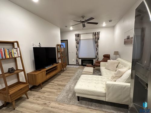 3523 E Siasconset Pl, Sioux Falls, SD, 57108-3048 | Card Image