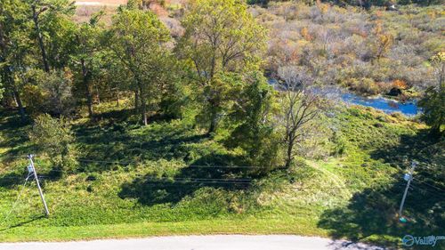 140 Easy St, Hazel Green, AL, 35750-8815 | Card Image