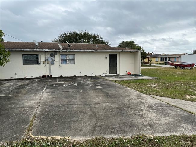 131 Serenity Avenue, Home with 4 bedrooms, 2 bathrooms and null parking in LAKE PLACID FL | Image 6