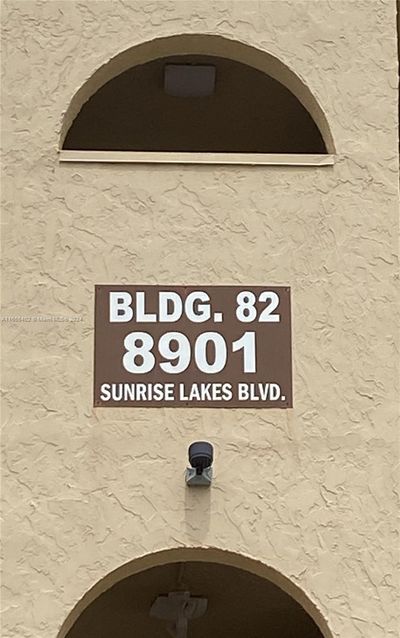 204 - 8901 Sunrise Lakes Blvd, Condo with 2 bedrooms, 2 bathrooms and null parking in Sunrise FL | Image 2