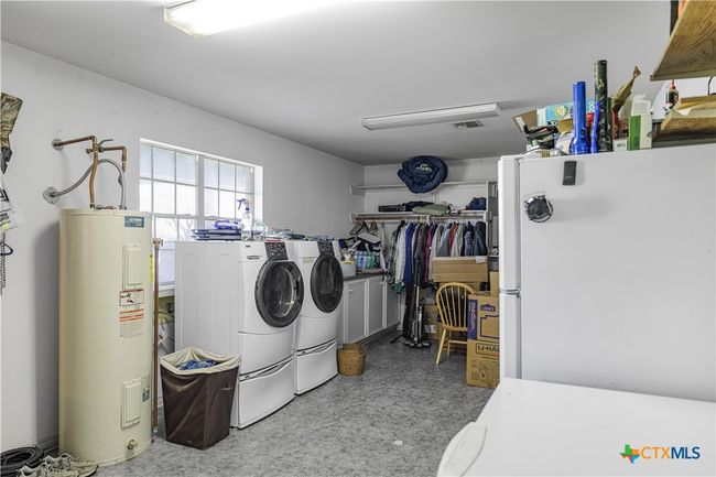 laundry room | Image 10