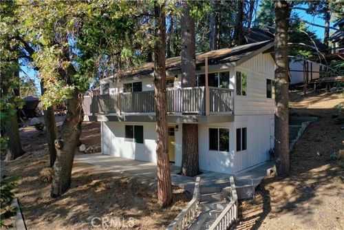  W Victoria Court, Lake Arrowhead, CA, 92352 | Card Image