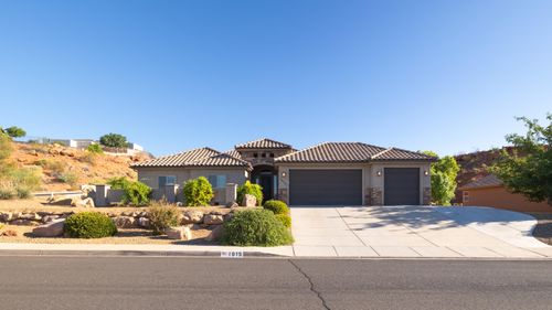 1915 E 1060 N, St. George, UT, 84770-3297 | Card Image