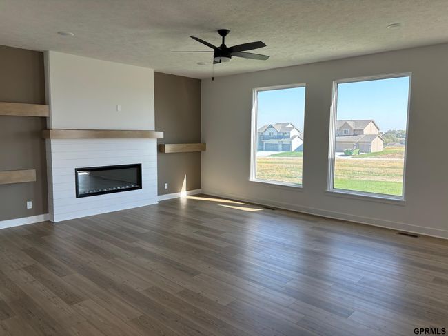 5407 N 190 Th Ave, House other with 4 bedrooms, 3 bathrooms and 3 parking in Elkhorn NE | Image 7