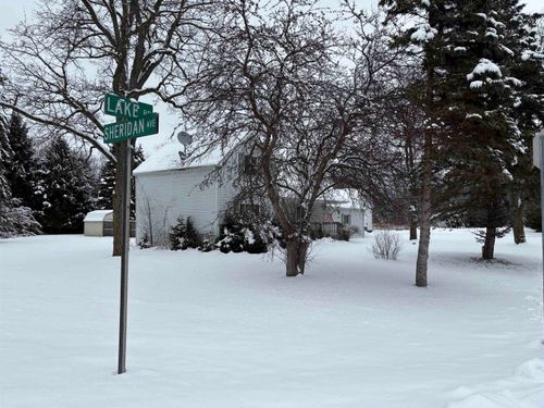 12482 Lake Rd, Montrose, MI, 48457-9443 | Card Image