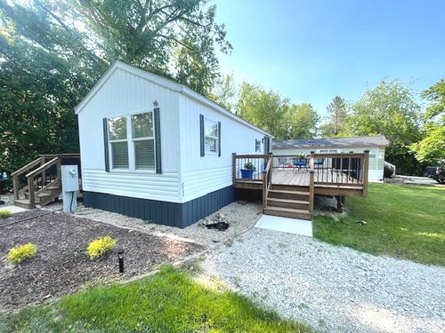 140 Fossil Lake Ct, Wilmington, IL, 60481-8534 | Card Image