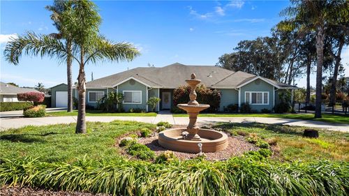 2566 Callender Rd, Arroyo Grande, CA, 93420-5725 | Card Image